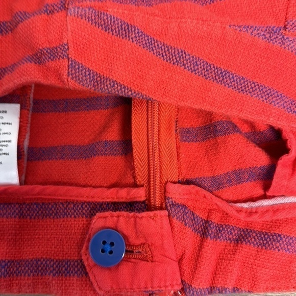 Talbots Red and blue shorts, blue anchor buttons side zip  100% cotton. - Picture 13 of 14